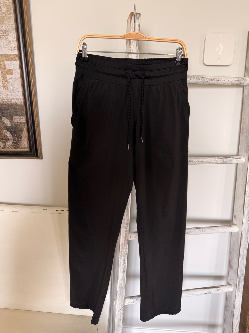 Free Fly Pull On Breeze Pants Women's Medium Black Performance Cropped Stretch